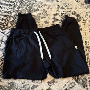 Vuori Joggers size XS